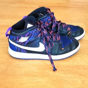 Jordan Youth Air 1 Mid SE Tiger Print 1Y